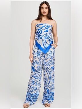 Blue and white Leaf-Print pants and bandana style top.